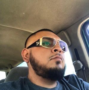 Meet your Posher, Leo